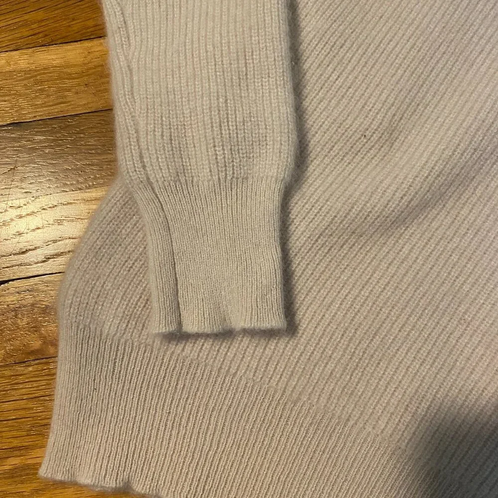 Faherty Cashmere Sweater - Picture 5 of 7